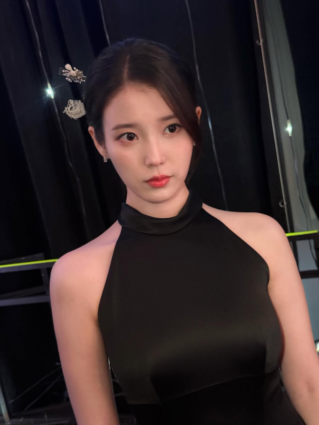 IU