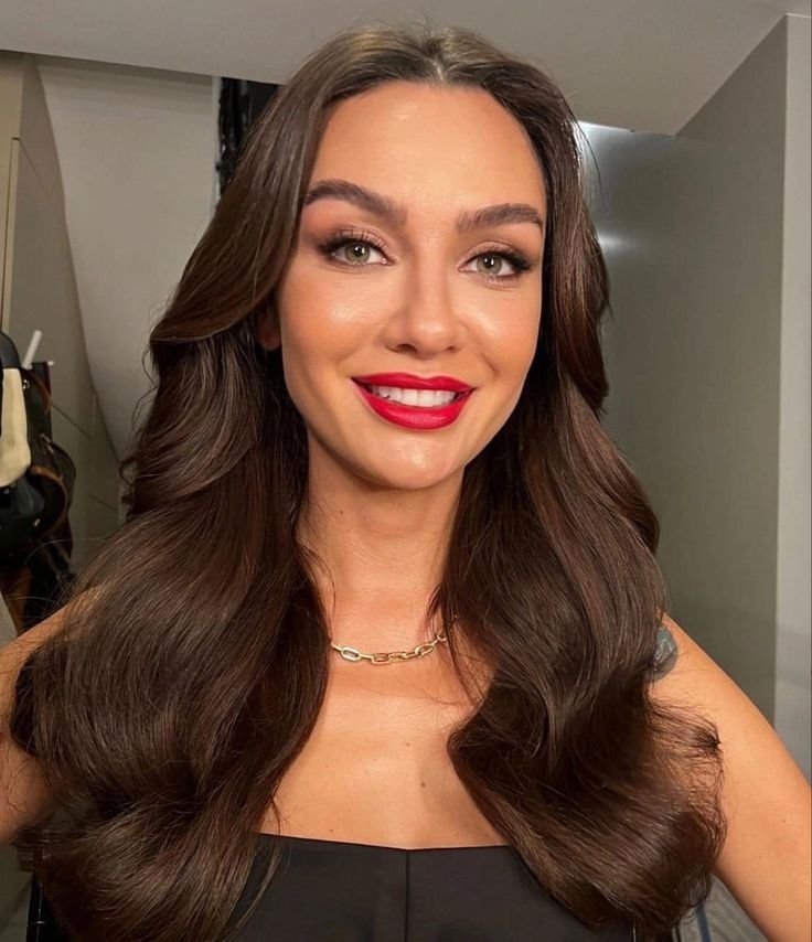 Birce Akalay