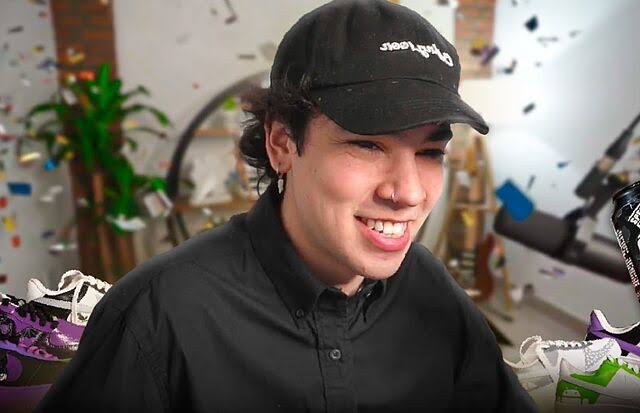 Where is ElSpreen? A Look At The Life Of The Twitch Streamer