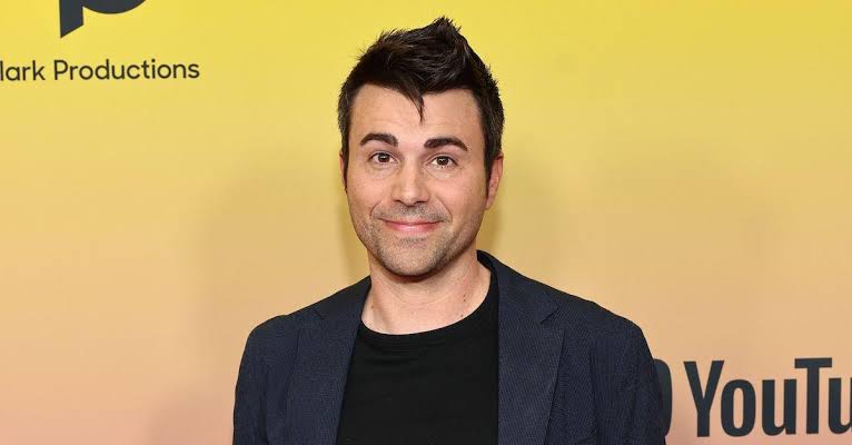 How Much Does Mark Rober Earn? A Look At The Profile Of The YouTuber